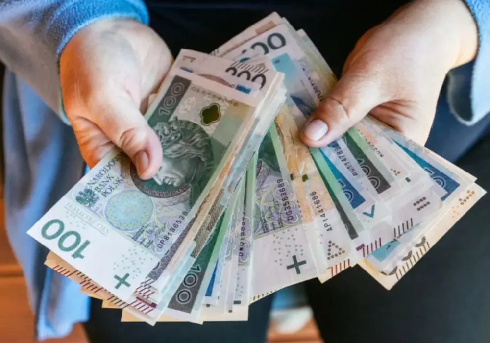 Co PiS obiecuje emerytom? Kluczowe zmiany w świadczeniach dla seniorów