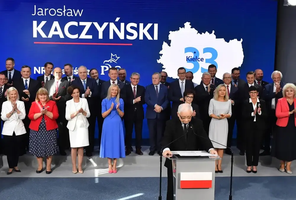 Co nowego w polityce PiS? Najważniejsze zmiany i wydarzenia w partii