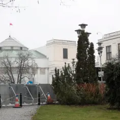 Ile jest posłów w sejmie? Zaskakujące fakty o ich liczbie i roli
