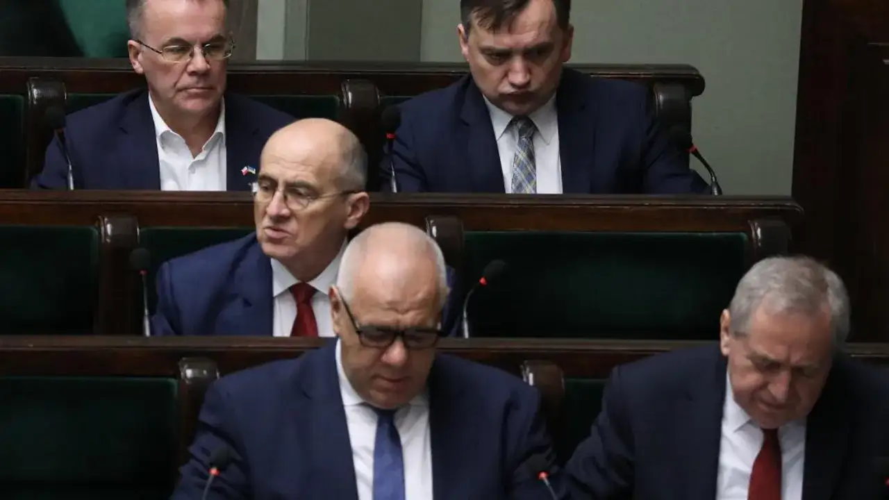 Zdjęcie Czy PiS wprowadzi bykowe? Oto co mówią eksperci i politycy