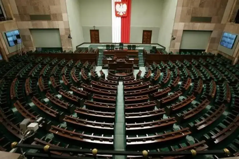 Zdjęcie Jak działa sejm i senat? Odkryj ich kluczowe funkcje i różnice