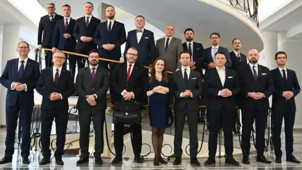 Posłowie Konfederacji, którzy weszli do Europarlamentu – ich wpływ i rola
